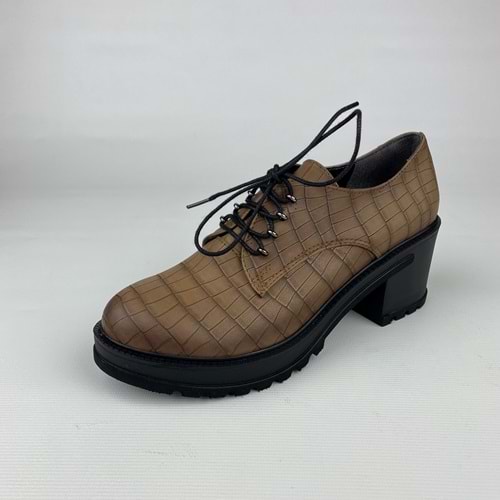 Kahverengi Croco Desenli Bağcıklı Kışlık Kadın Ayakkabı