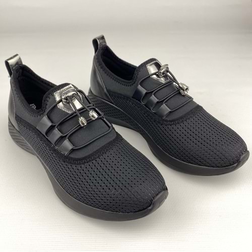 Siyah Anorak Bağcıklı Kadın Spor Ayakkabı