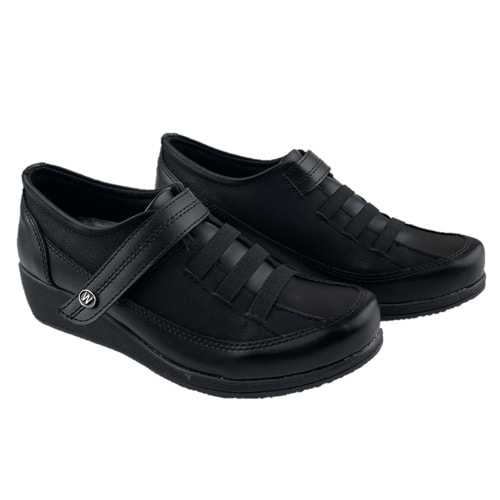 Siyah Dolgu Topuk Cırtlı Kadın Ayakkabı