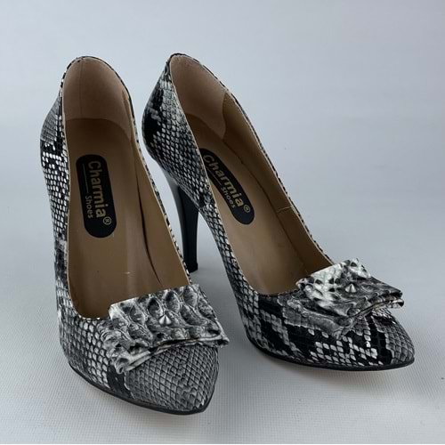 Siyah - Beyaz Yılan Desenli Stiletto Topuklu Kadın Ayakkabı