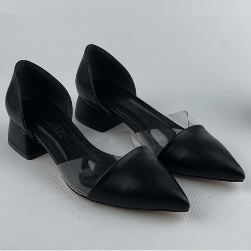 Siyah Suni Deri Kadın Babet Ayakkabı