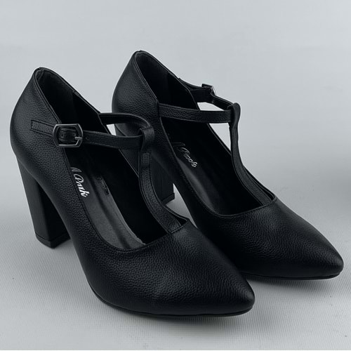 Siyah T Kayış 8 Cm Kadın Topuklu Ayakkabı