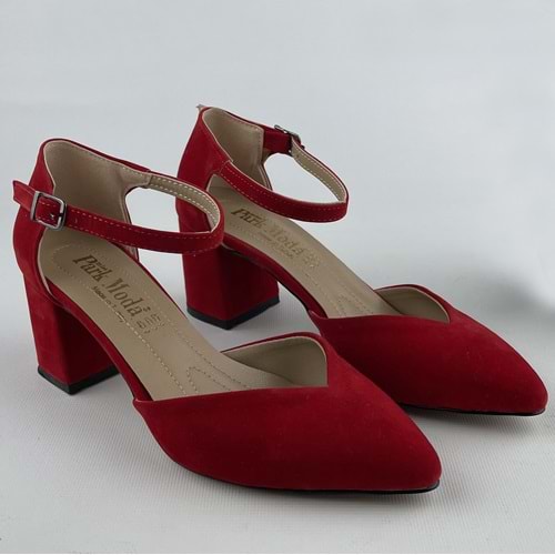 Kırmızı Süet Bilekten Kayışlı Kadın Topuklu Ayakkabı